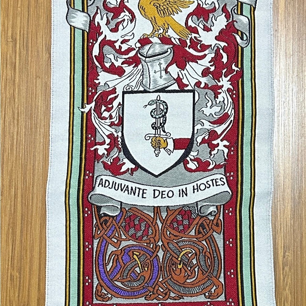 Donovan Surname Coat Of Arms Cloths​​ - Picture 3 of 6